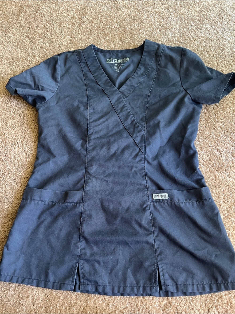 Scrub top - Picture 1 of 3